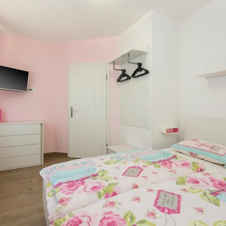 Holiday Home Rea Labin  Exterior photo